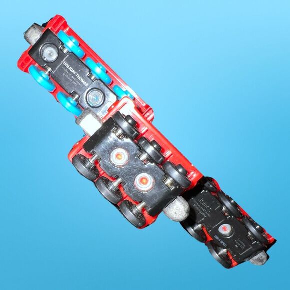 Thomas & Friends Take Along N Play Metal Magnetic James Tendar Holiday Thomas B6 - Picture 3 of 9